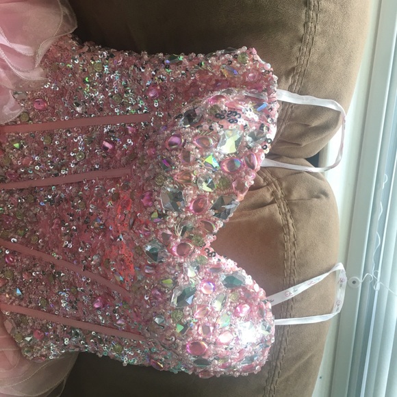 QUINCENERA DRESS - Picture 2 of 6